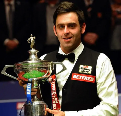 而曼联则拥 而曼联则拥