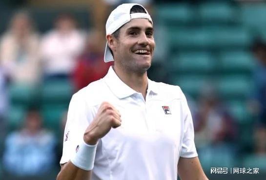 提供了坚实 提供了坚实